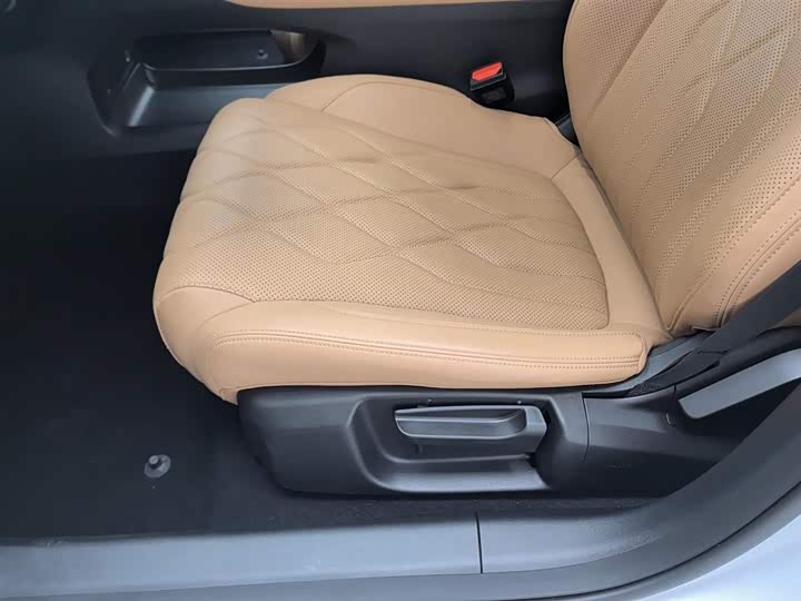 Geely Galaxy A7 2025 2025款 EM-i 150km 远航版