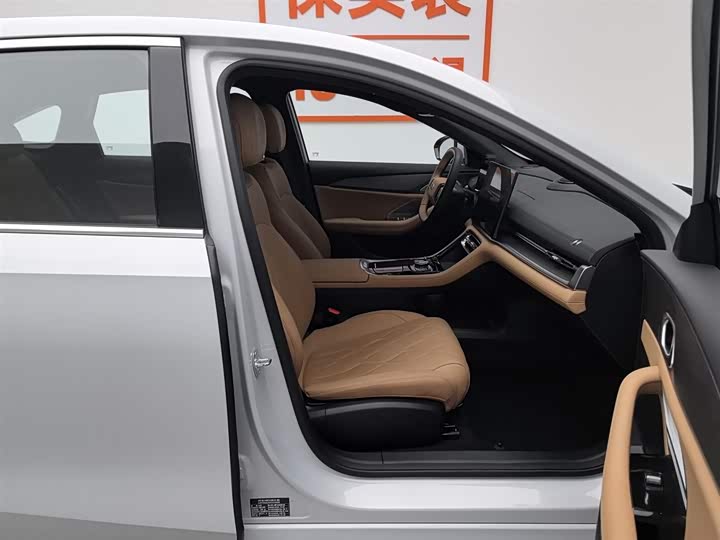 Geely Galaxy A7 2025 2025款 EM-i 150km 远航版