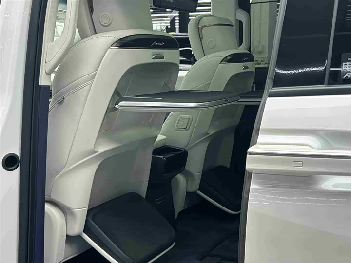 Buick GL8 Century 2025 2025款 2.0T 七座蕴世版