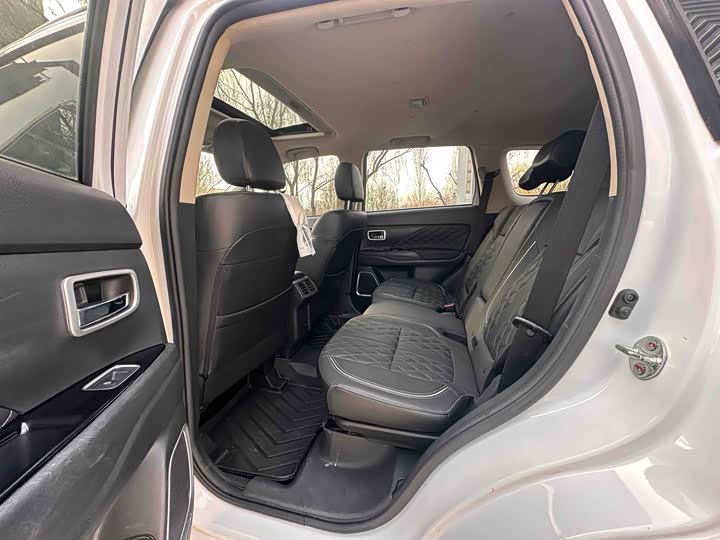 Mitsubishi Outlander 2021 2021款 2.4L 四驱曜动版 5座