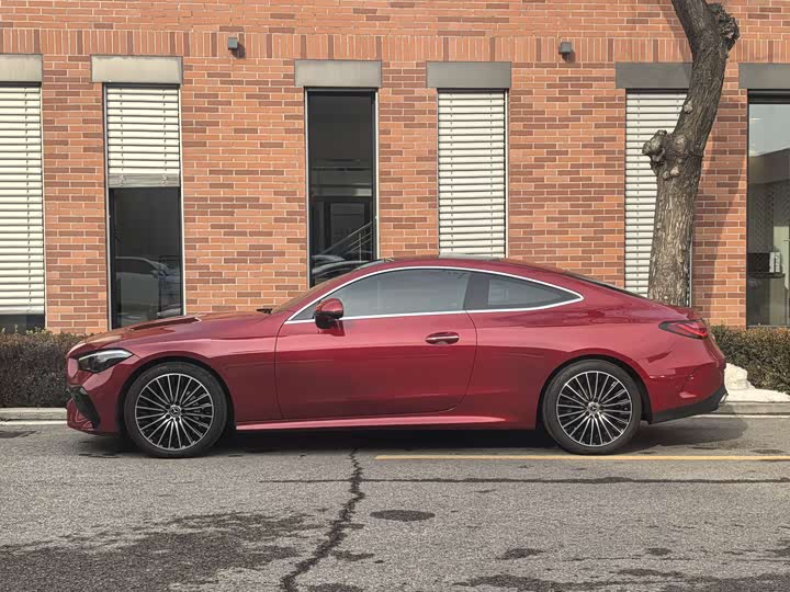 Mercedes-Benz CLE-Class 2024 2024款 CLE 300 4MATIC 动感型轿跑车