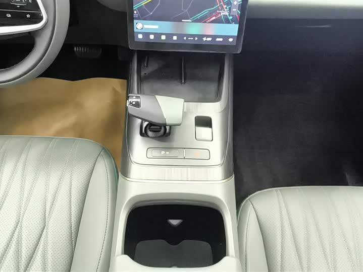 Changan Yida 2023 2023款 蓝鲸NE 1.5T GDI DCT旗舰型