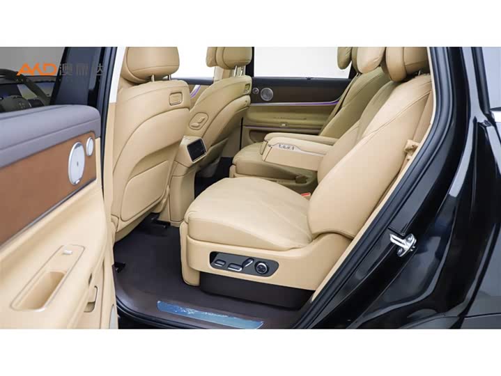 Aito M9 2025 2025款 增程 Ultra版 52kWh 6座版