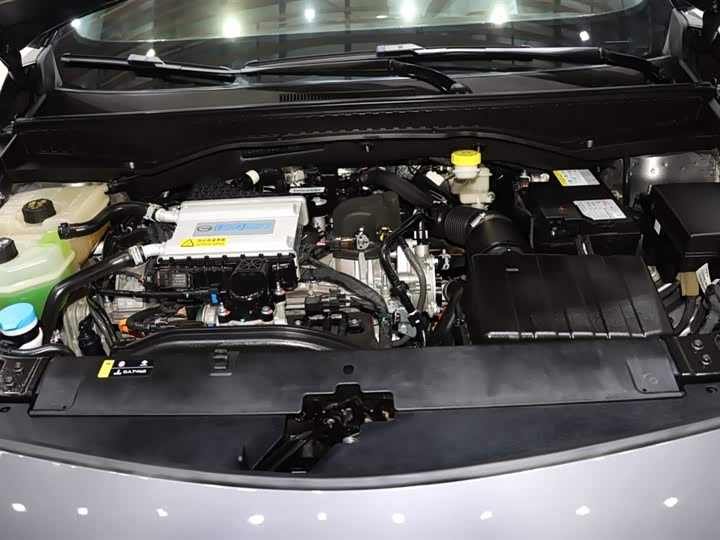 GAC Trumpchi GS3 2023 2023款 影速 270T 劲智版