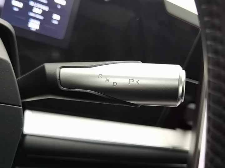 HiPhi Y 2023 2023款 765km 旗舰版