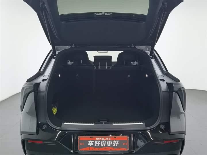 HiPhi Y 2023 2023款 765km 旗舰版