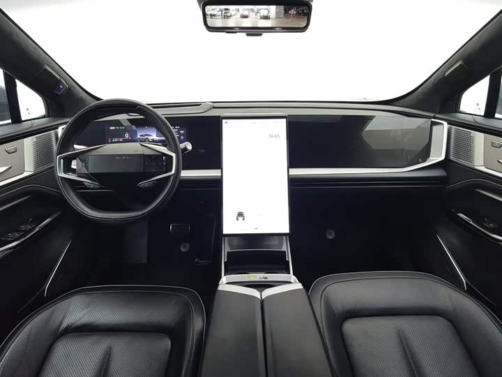 HiPhi Y 2023 2023款 765km 旗舰版