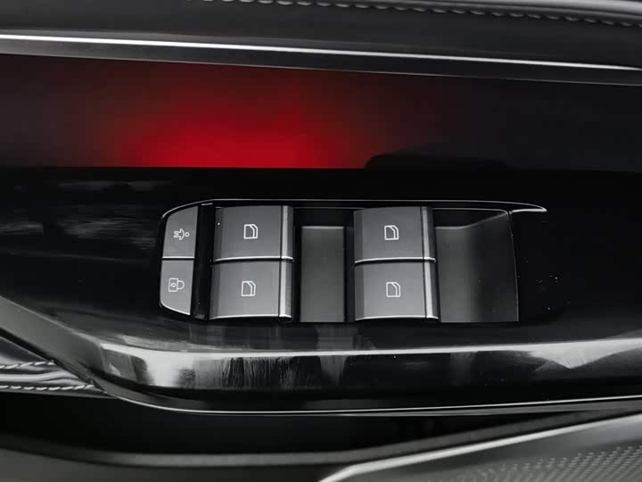 HiPhi Y 2023 2023款 765km 旗舰版