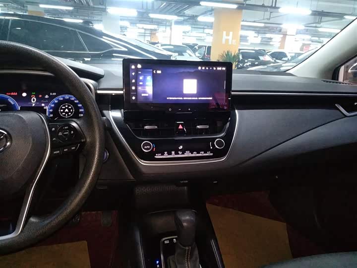 Toyota Levin 2023 2023款 智能电混双擎 1.8L 运动版