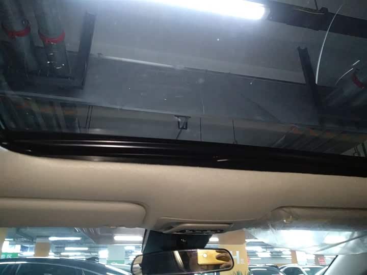 Toyota Levin 2023 2023款 智能电混双擎 1.8L 运动版