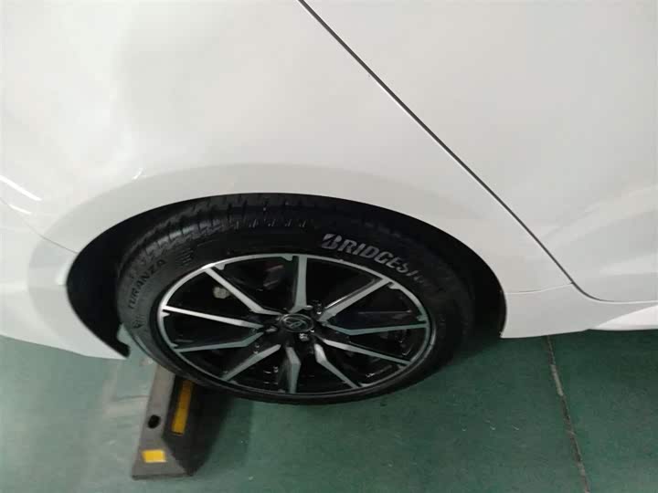 Toyota Levin 2023 2023款 智能电混双擎 1.8L 运动版