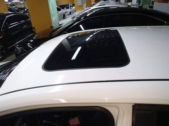 Toyota Levin 2023 2023款 智能电混双擎 1.8L 运动版