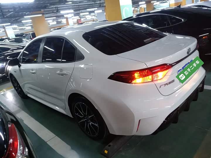 Toyota Levin 2023 2023款 智能电混双擎 1.8L 运动版