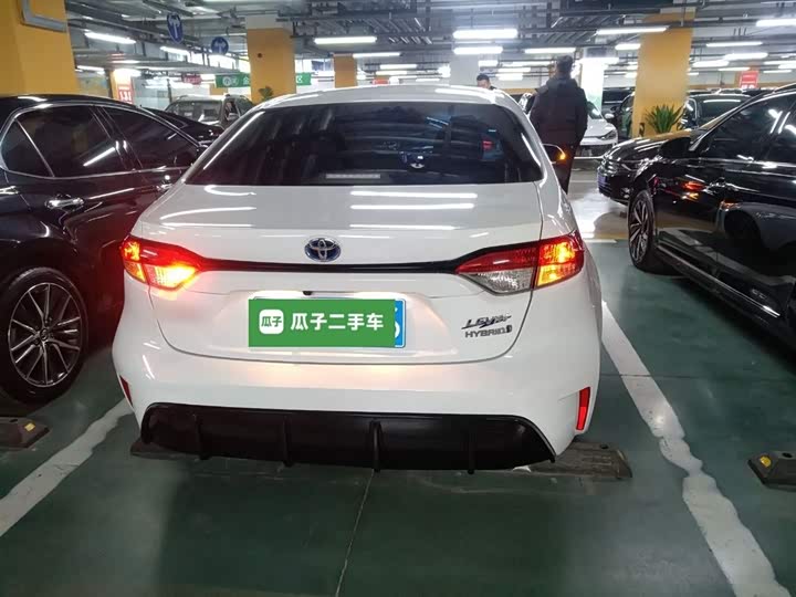 Toyota Levin 2023 2023款 智能电混双擎 1.8L 运动版