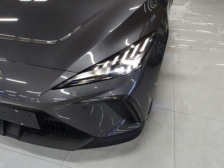 MG Motor 4 EV 2023 2023款 415km 出海冠军版