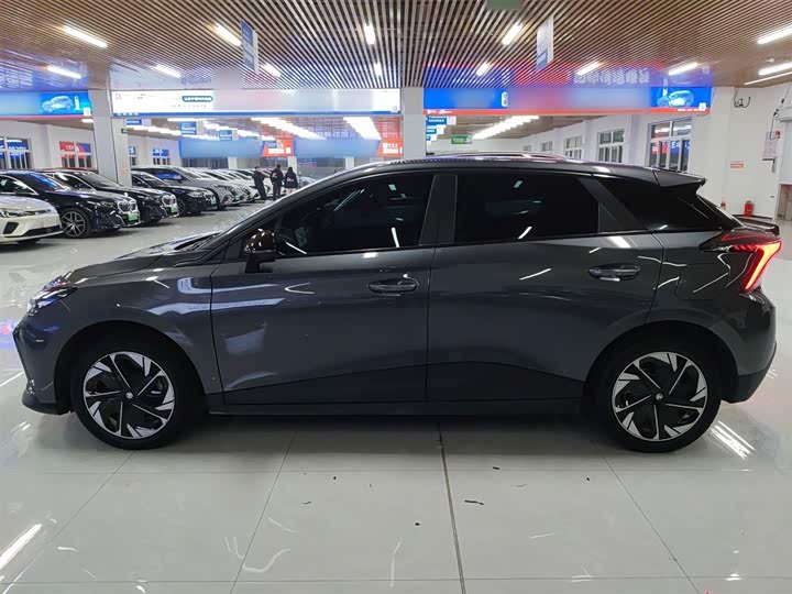 MG Motor 4 EV 2023 2023款 415km 出海冠军版