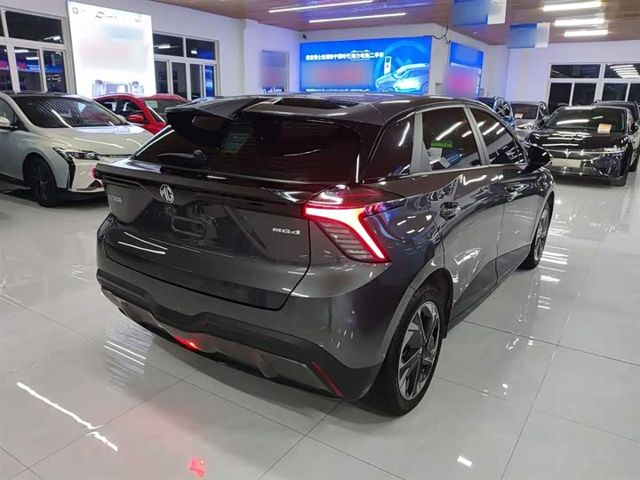 MG Motor 4 EV 2023 2023款 415km 出海冠军版