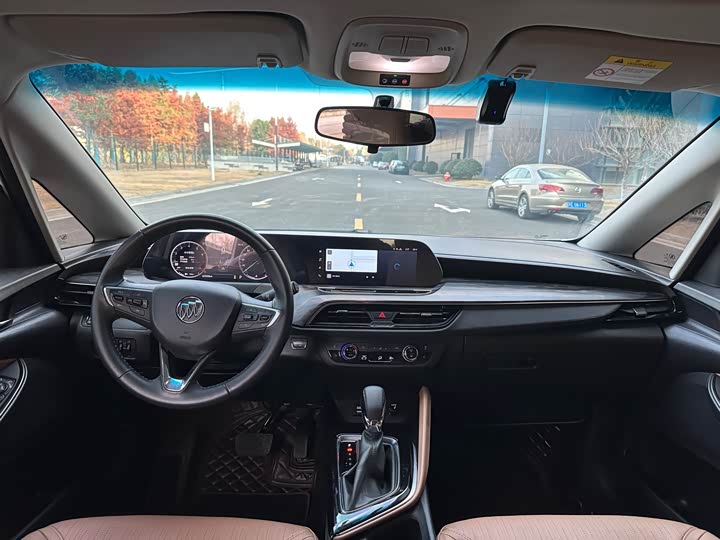 Buick GL6 2021 2021款 323T 轻混动互联豪华型