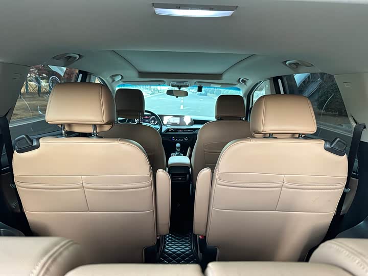 Buick GL6 2021 2021款 323T 轻混动互联豪华型