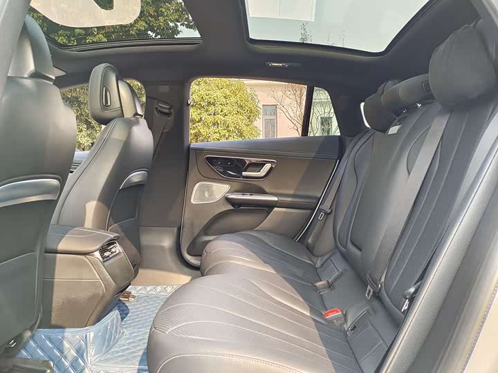 Mercedes-Benz EQE 2022 2022款 350 豪华版