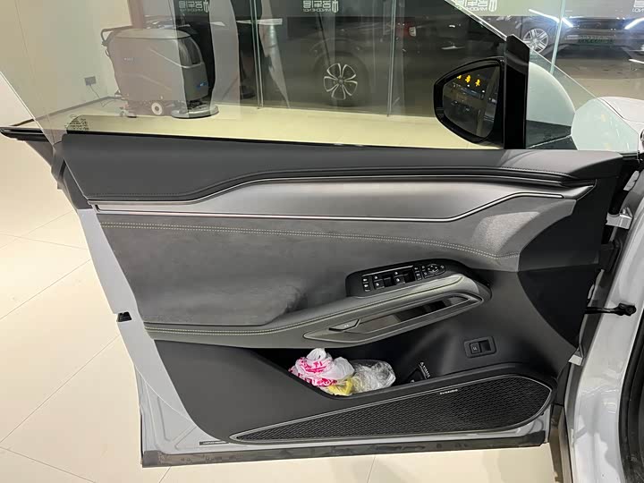 BYD Song L 2025 2025款 智驾版 602km 激光雷达四驱型