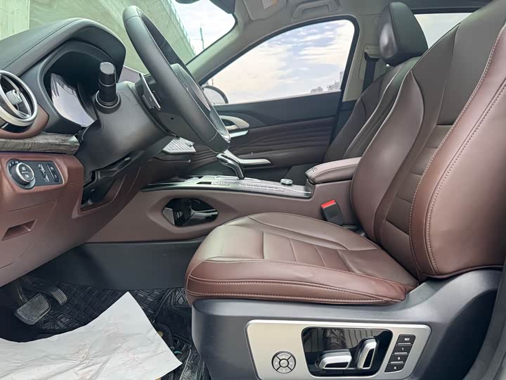 Wey VV7 2020 2020款 2.0T 旗舰型