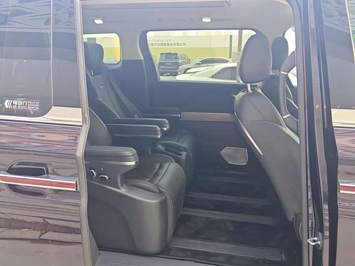 Hongqi HQ9 Hybrid 2024 2024款 2.0T 四驱商务版