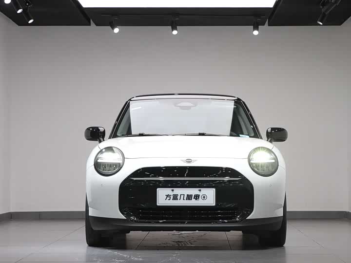 Mini Cooper 2024 2024款 456km COOPER E 经典派