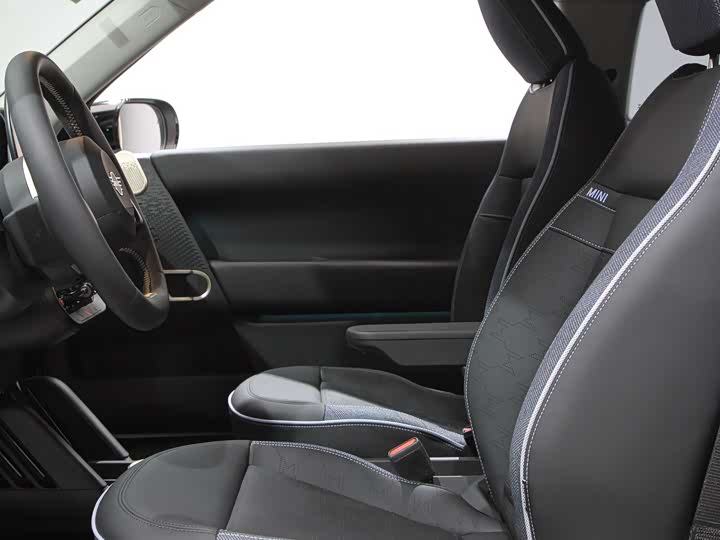 Mini Cooper 2024 2024款 456km COOPER E 经典派