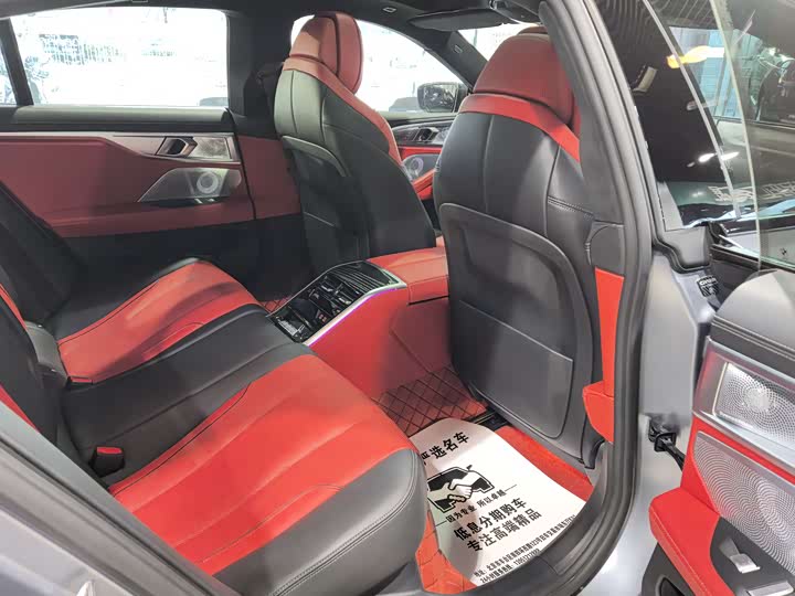 BMW 8 Series 2021 2021款 改款 840i 四门轿跑车 M运动套装