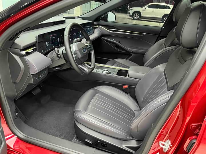 Ford Mondeo 2025 2025款 2.0T EcoBoost 至尊型