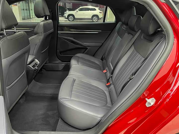 Ford Mondeo 2025 2025款 2.0T EcoBoost 至尊型