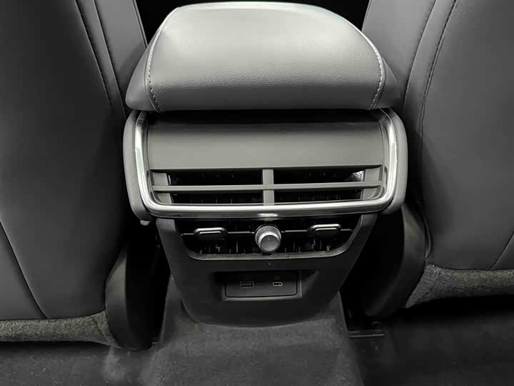 Ford Mondeo 2025 2025款 2.0T EcoBoost 至尊型