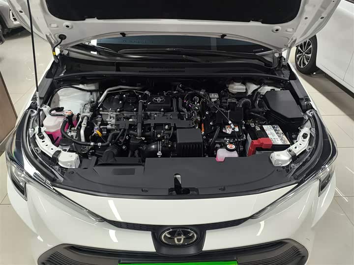 Toyota Levin 2024 2024款 智能电混双擎 1.8L 领先版