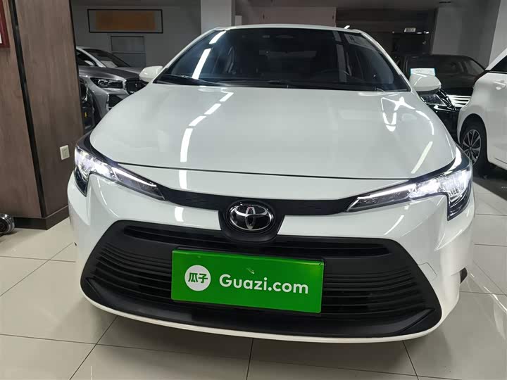 Toyota Levin 2024 2024款 智能电混双擎 1.8L 领先版