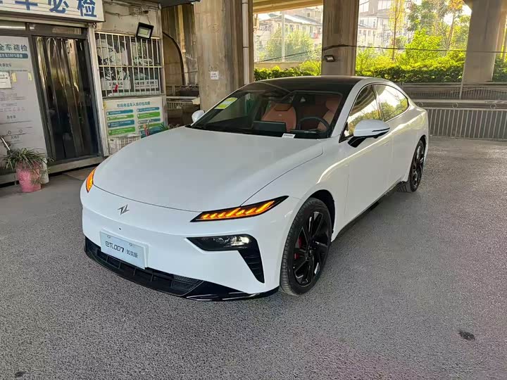 Dongfeng Yipai eπ 007 2024 2024款 200Pro增程版