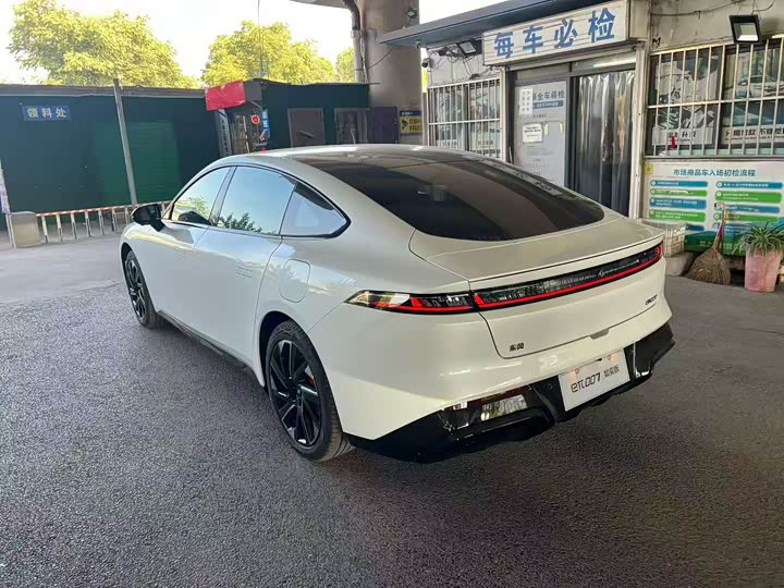 Dongfeng Yipai eπ 007 2024 2024款 200Pro增程版