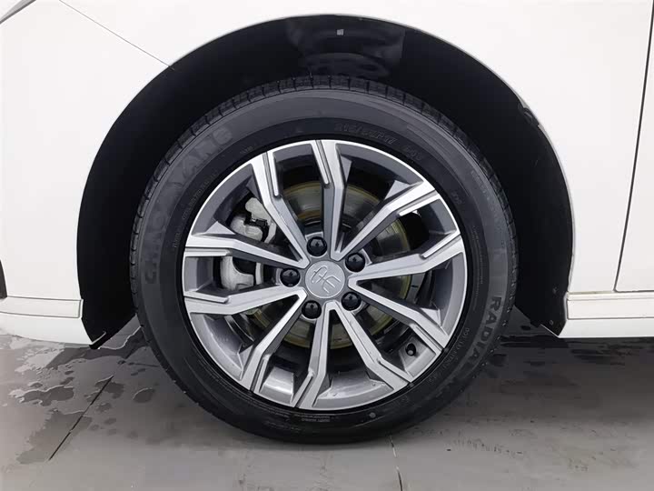 BYD Song Max 2021 2021款 升级版 1.5T 自动豪华型 6座