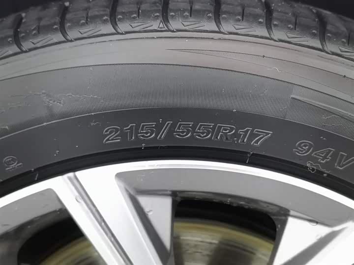 BYD Song Max 2021 2021款 升级版 1.5T 自动豪华型 6座