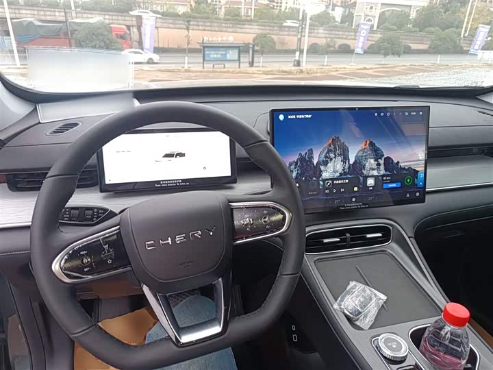 Chery Tiggo 8 Plus C-DM 2025 2025款 1.5T 116km 舒适型 5座