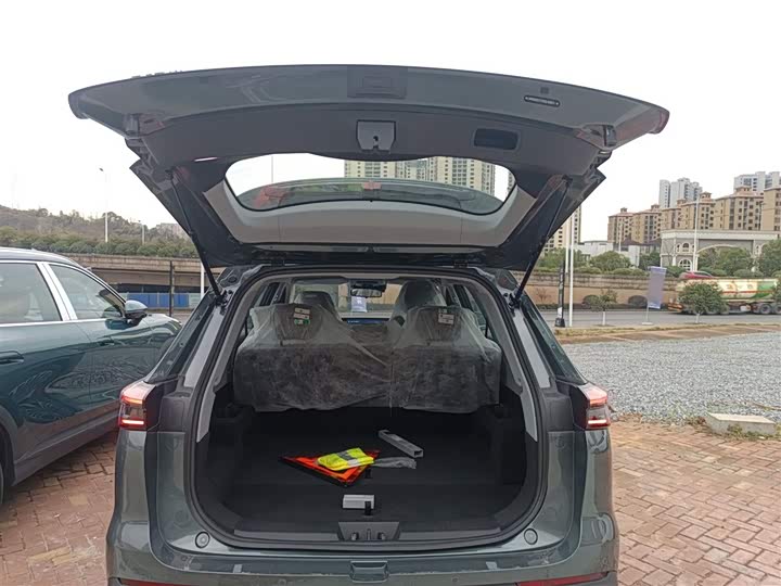 Chery Tiggo 8 Plus C-DM 2025 2025款 1.5T 116km 舒适型 5座