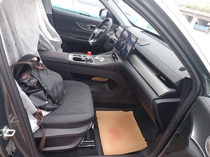 Chery Tiggo 8 Plus C-DM 2025 2025款 1.5T 116km 舒适型 5座