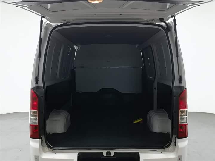 Foton G7 2021 2021款 2.4L汽油商运版短轴平顶2座厢货4K22D4M