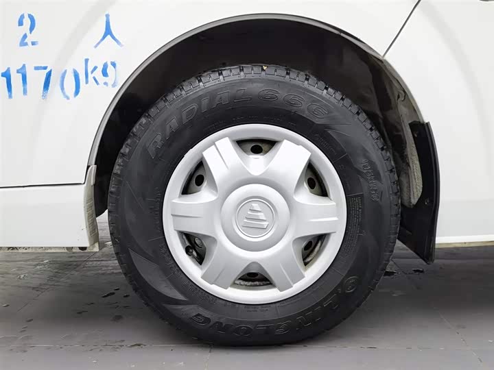 Foton G7 2021 2021款 2.4L汽油商运版短轴平顶2座厢货4K22D4M