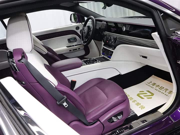 Rolls-Royce Spectre 2024 2024款 标准型