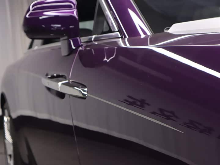 Rolls-Royce Spectre 2024 2024款 标准型
