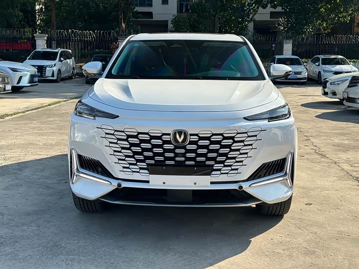 Changan UNI-K Hybrid 2022 2022款 蓝鲸iDD 130km 1.5T 尊贵型