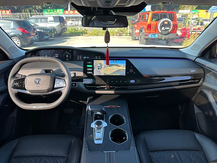 Changan UNI-K Hybrid 2022 2022款 蓝鲸iDD 130km 1.5T 尊贵型