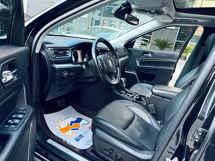 Jeep Grand Commander 2020 2020款 2.0T 四驱精英增强版