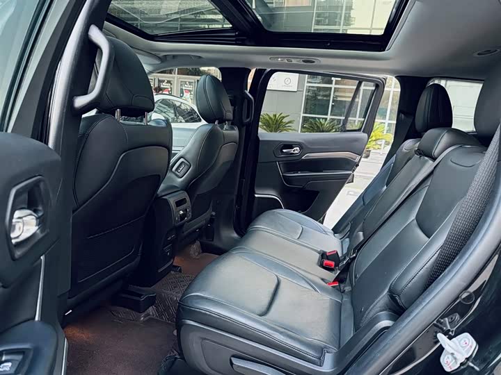 Jeep Grand Commander 2020 2020款 2.0T 四驱精英增强版